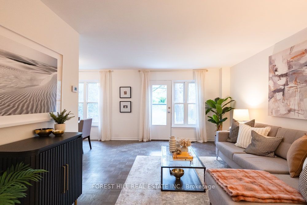 6 Snowshoe Crescent