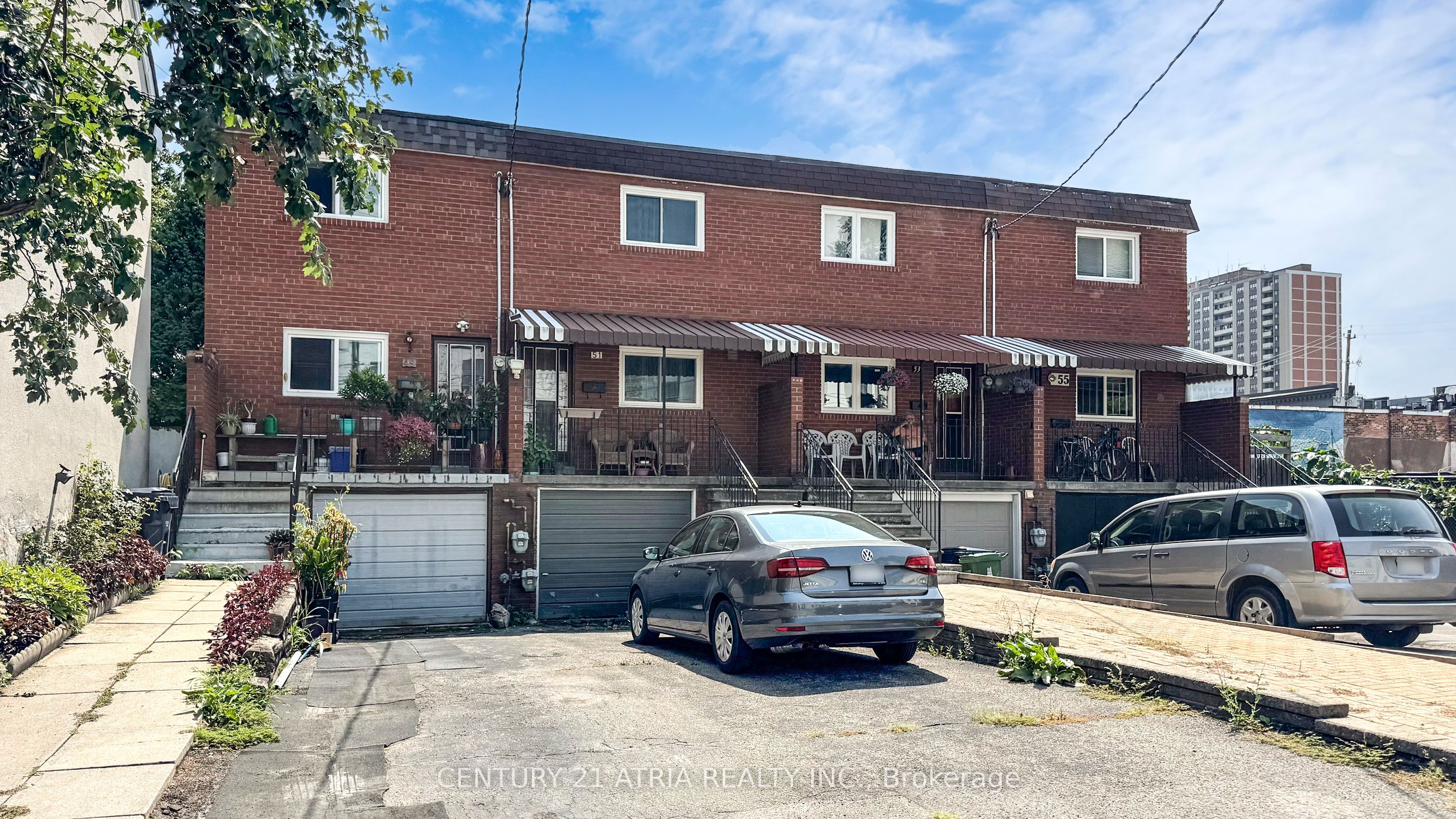 49 Noble Street