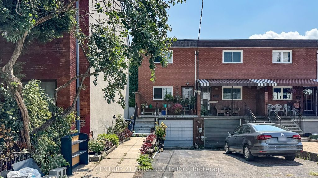 Photo of 49 Noble Street, Toronto, ON M6K 2C7 (MLS # W12344334)