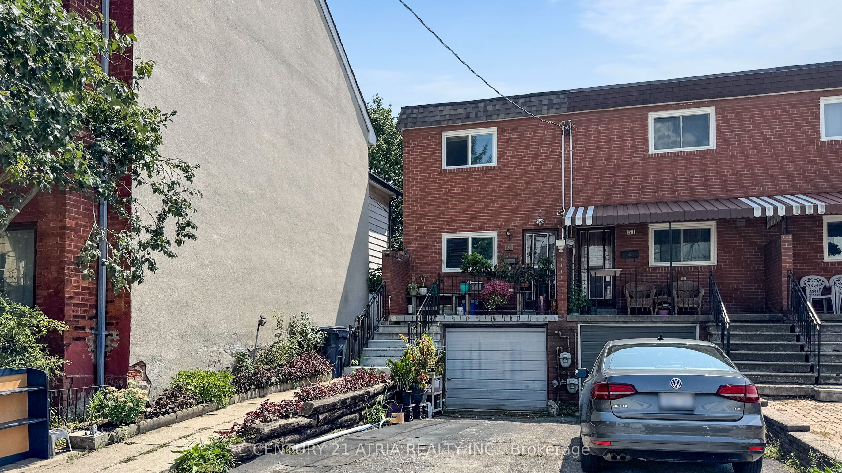 49 Noble Street