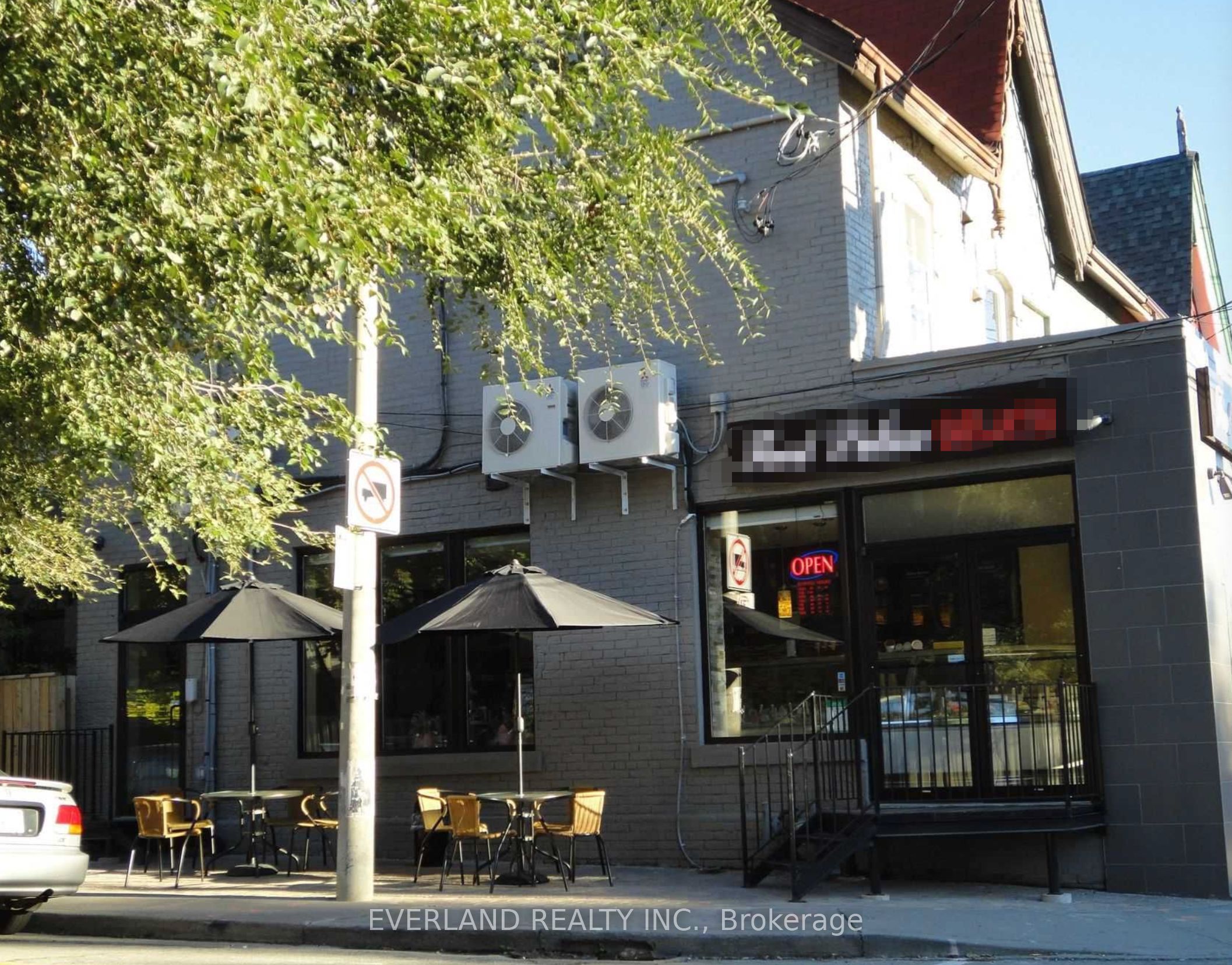 217 Bathurst Street