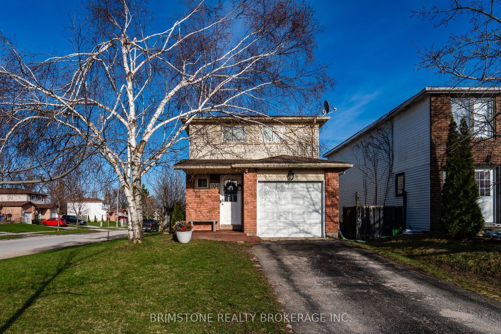 Photo of 104 Hickling Trail, Barrie, ON L4M 5T4 (MLS # S13057712)