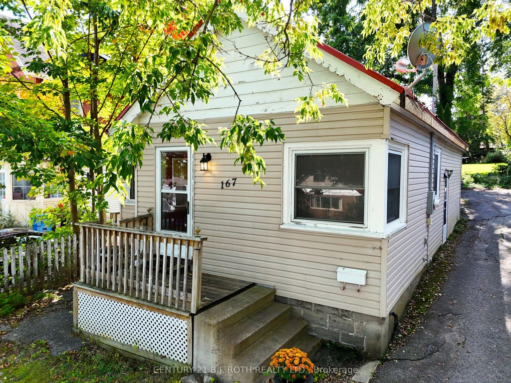 Photo of 167 Laclie Street, Orillia, ON L3V 4N3 (MLS # S13794736)