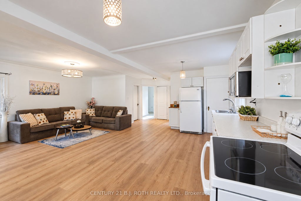 Photo of 167 Laclie Street, Orillia, ON L3V 4N3 (MLS # S13794736)