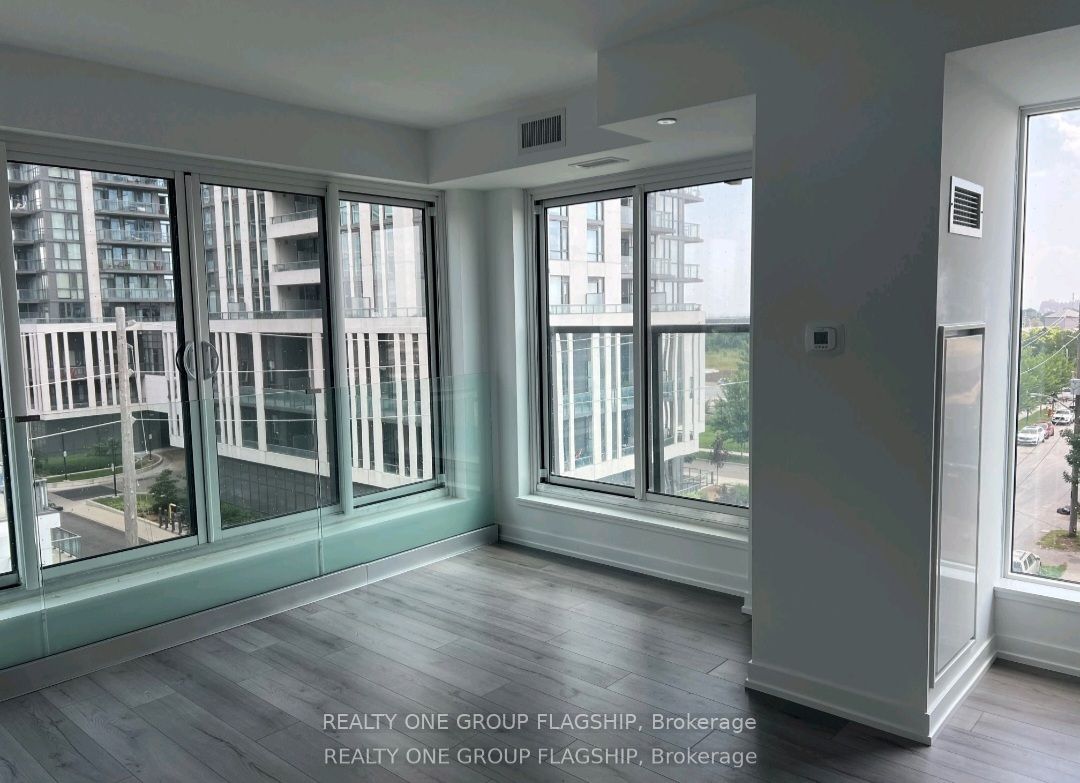1195 The Queensway Avenue 414
