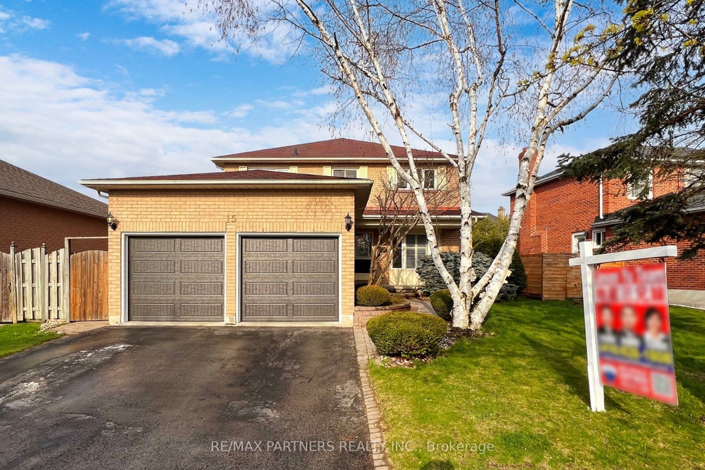 Photo of 15 Ribblesdale Drive, Whitby, ON L1N 6Z3 (MLS # E13722914)