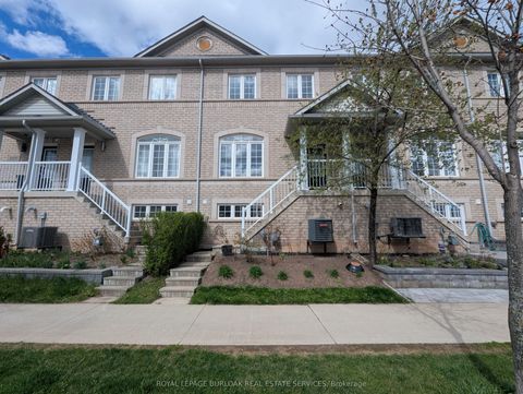 2307 Sutton Drive Burlington ON L7L 6Z3