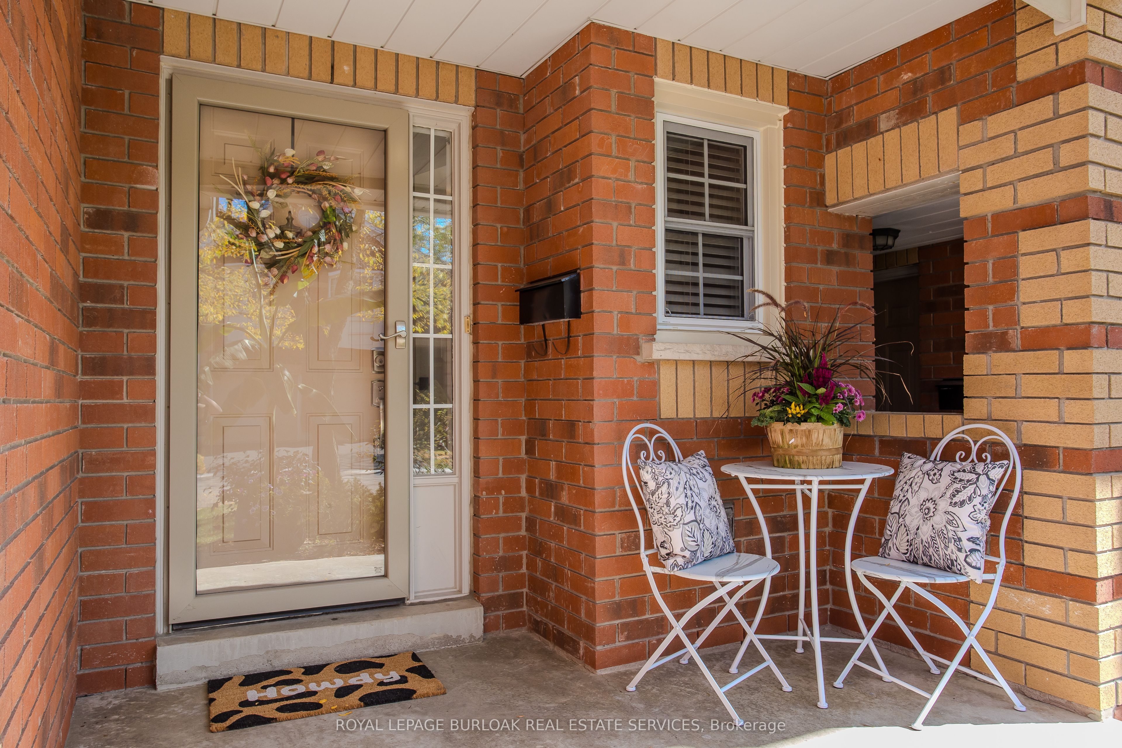 1415 Hazelton Boulevard 23