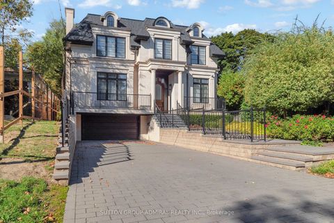 Photo of 276 Strathallan Wood, Toronto, ON M5N 1T6 (MLS # C12472611)