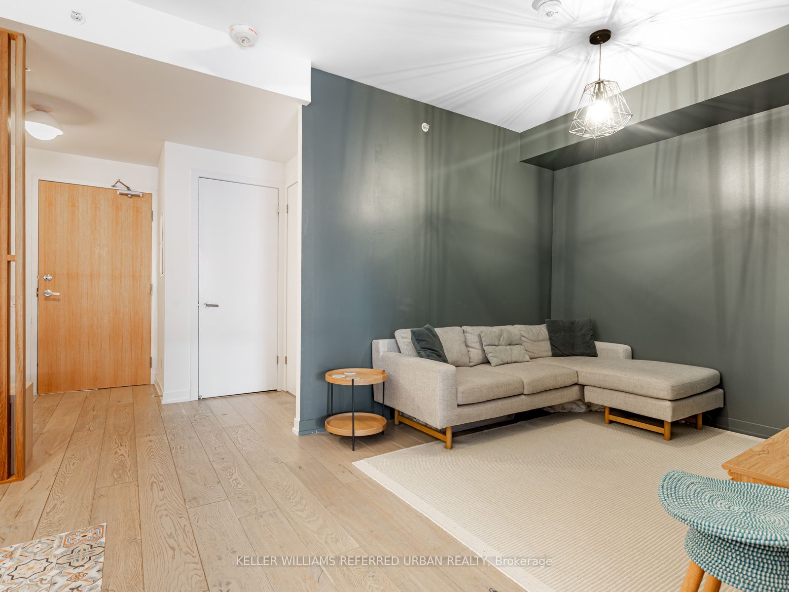 38 Howard Park Avenue 222