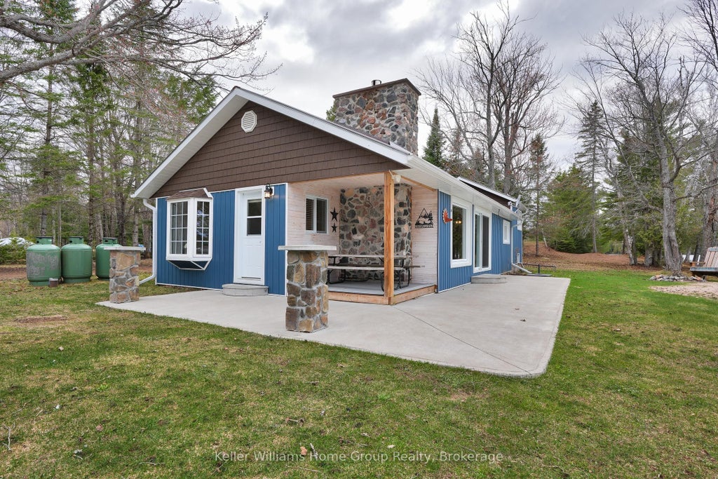 Photo of 30 Lake View Lane, Faraday, ON K0L 1C0 (MLS # X13558950)