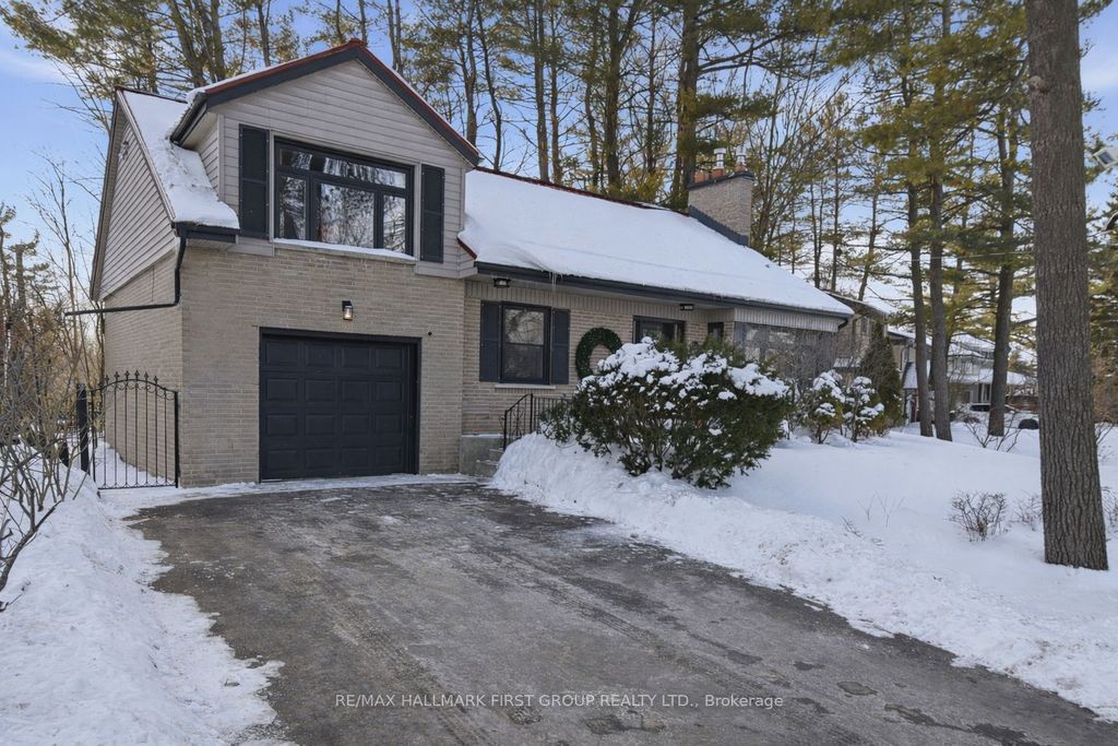 Photo of 41 Freeman Drive, Port Hope, ON L1A 2E1 (MLS # X12733968)