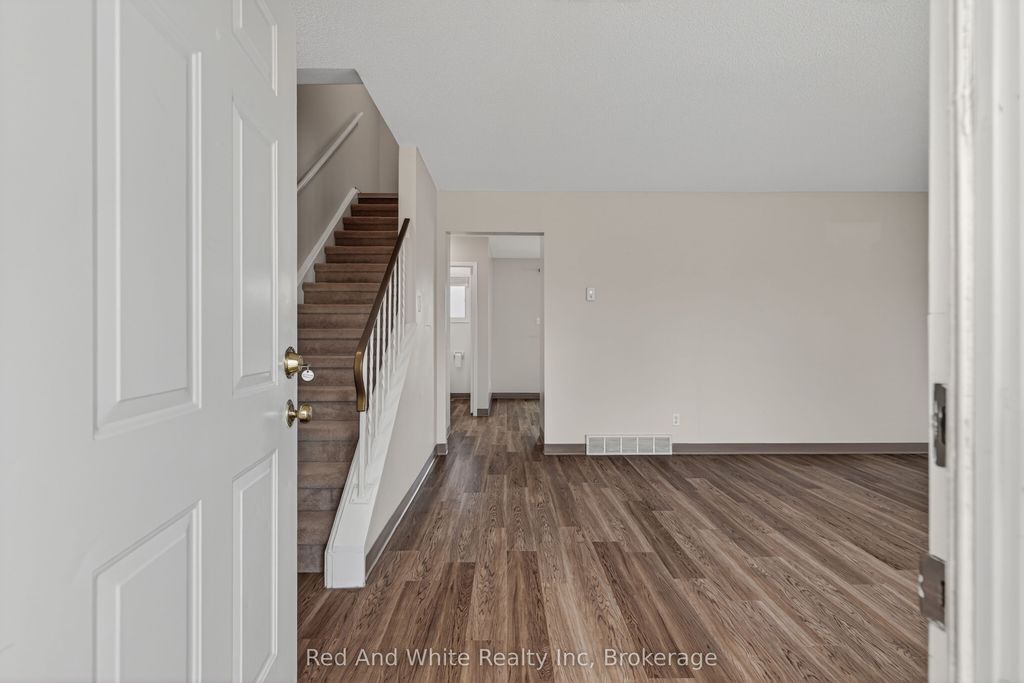 Photo of 62 Catherine Street, Wilmot, ON N3A 1Z8 (MLS # X13153218)