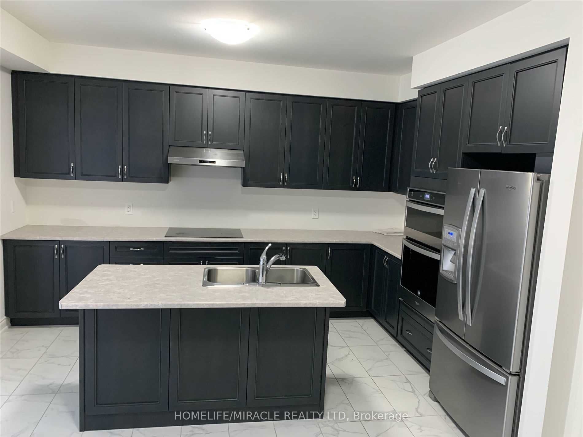 127 Goodwin Crescent