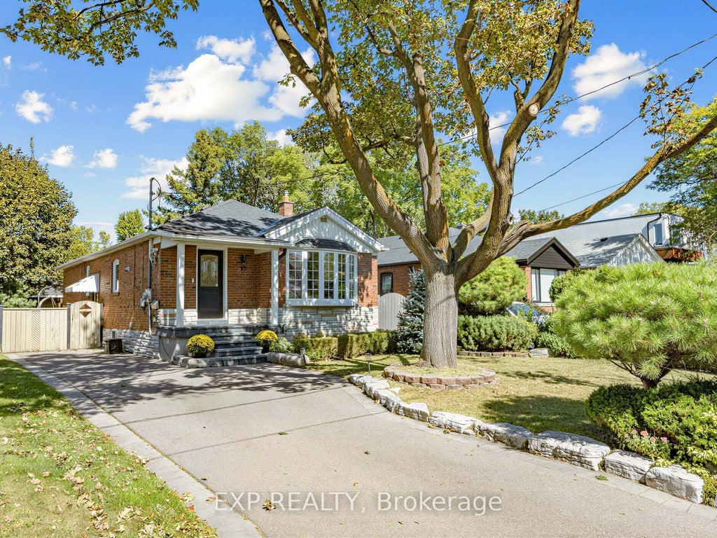 Photo of 10 Yarn Road, Toronto, ON M9B 1H5 (MLS # W13837898)