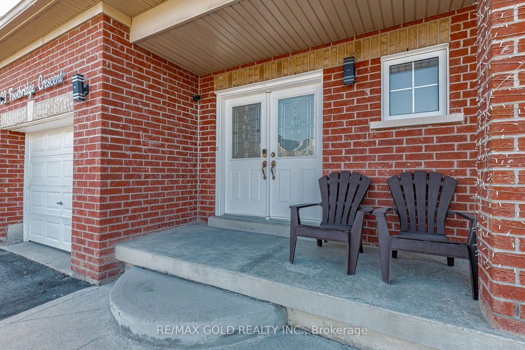 Photo of 93 Footbridge Crescent, Brampton, ON L6R 0T9 (MLS # W12987860)