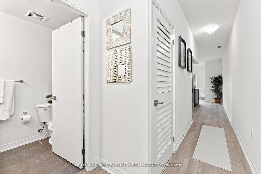Photo of 408 Browns Line #110, Toronto, ON M8Z 0C2 (MLS # W14033286)