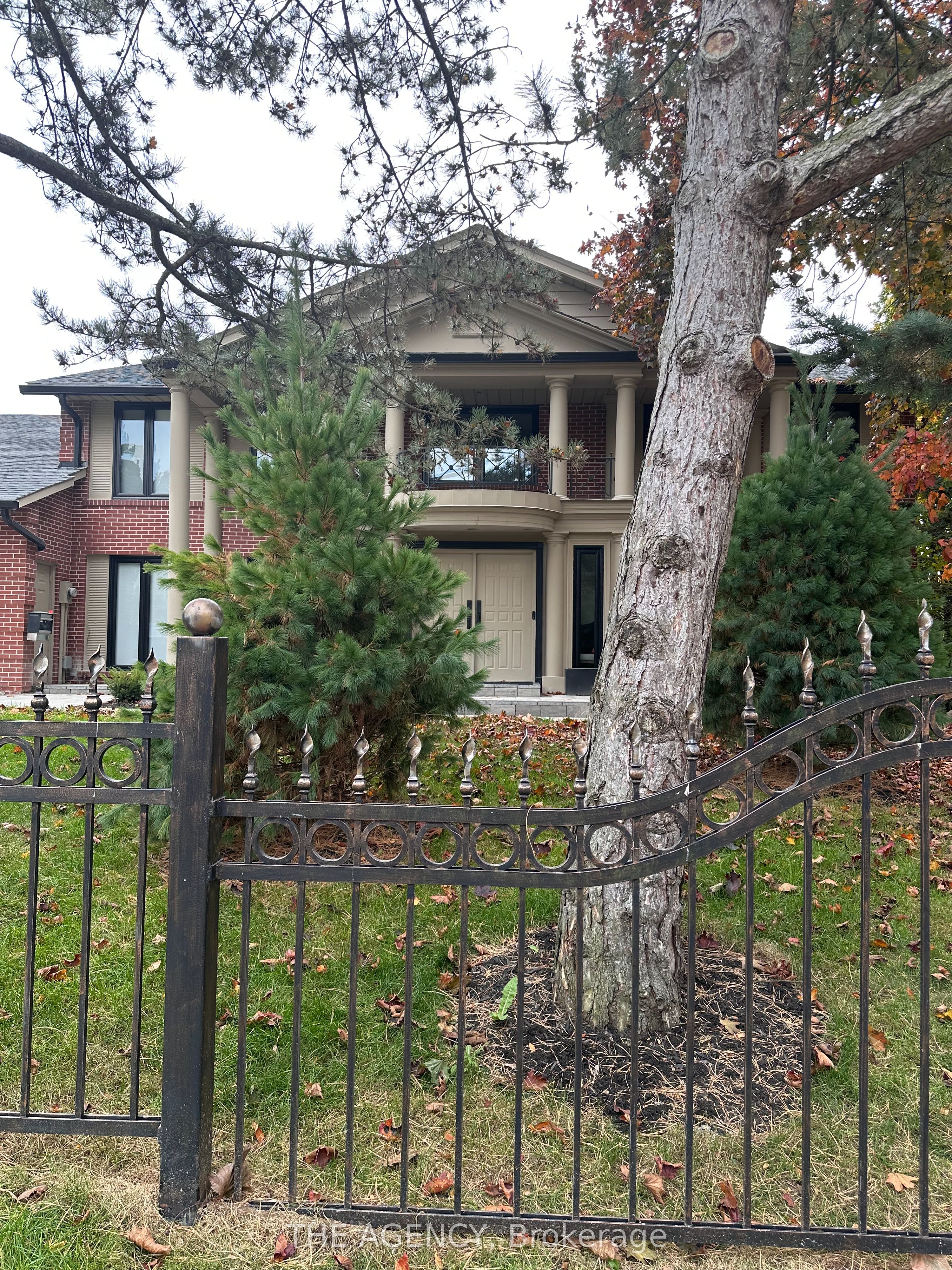 7 Shady Oaks Crescent