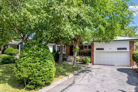 47 Ladyslipper Court Markham ON L3T 2S6