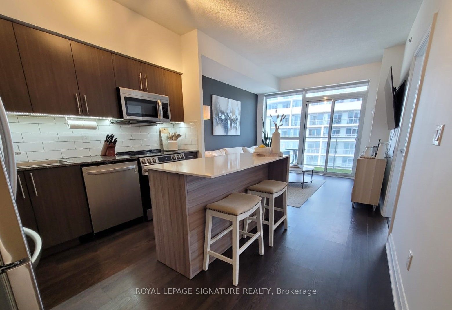 55 Speers Road LPH10