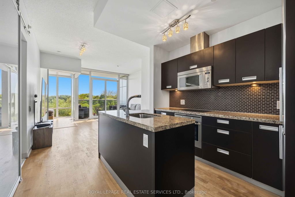 Photo of 88 Park Lawn Road #303, Toronto, ON M8Y 0B5 (MLS # W13226826)