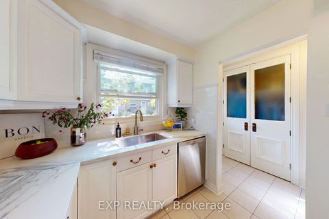 6699 Falconer Drive 28 Mississauga ON L5N 2E3