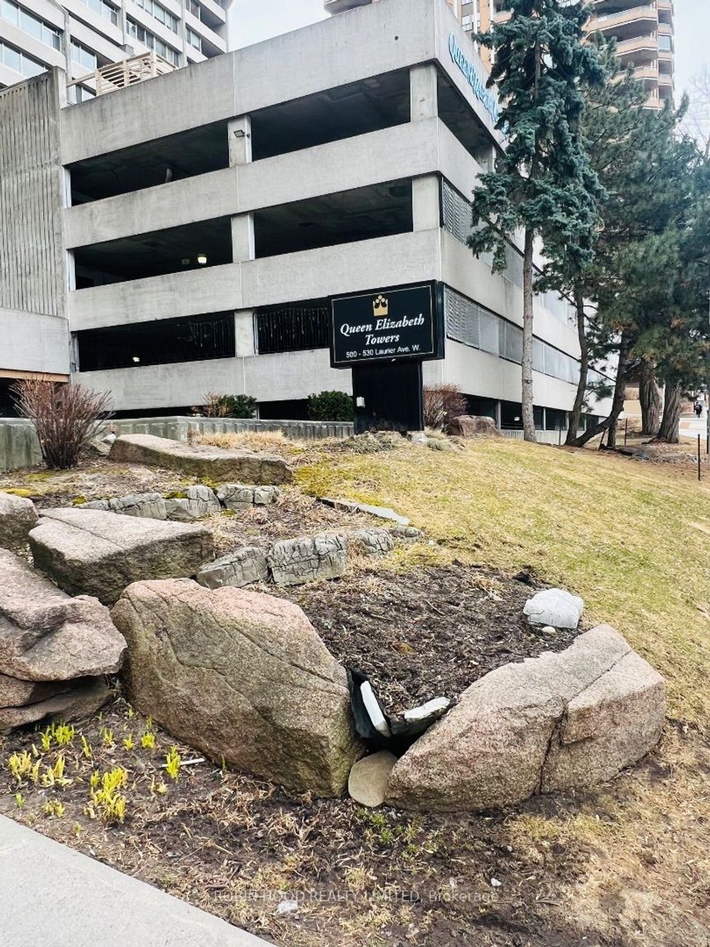Photo of 530 Laurier Avenue W #910, Ottawa Centre, ON K1R 7T1 (MLS # X13079802)