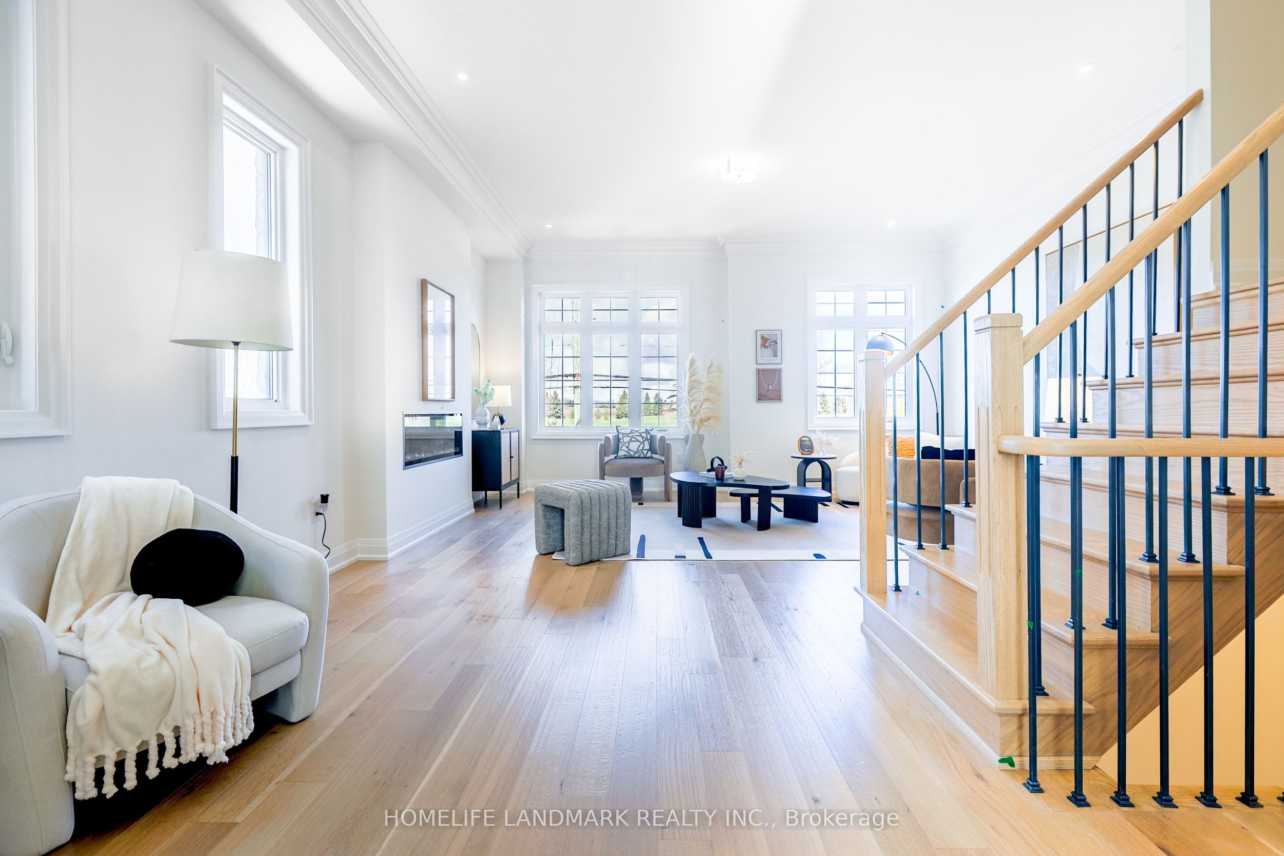 4267 Major Mackenzie Drive