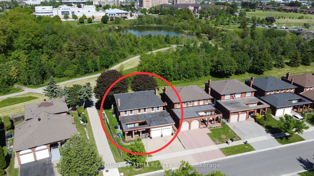 Photo of 33 Morbank Drive, Toronto, ON M1V 2M1 (MLS # E13432868)