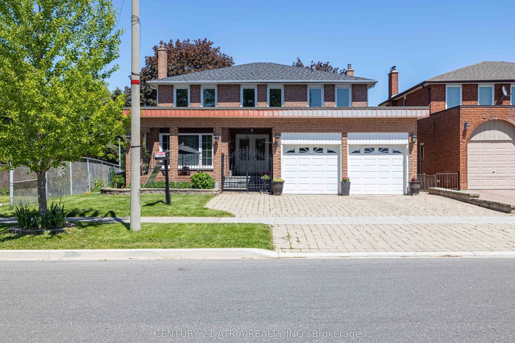 Photo of 33 Morbank Drive, Toronto, ON M1V 2M1 (MLS # E13432868)