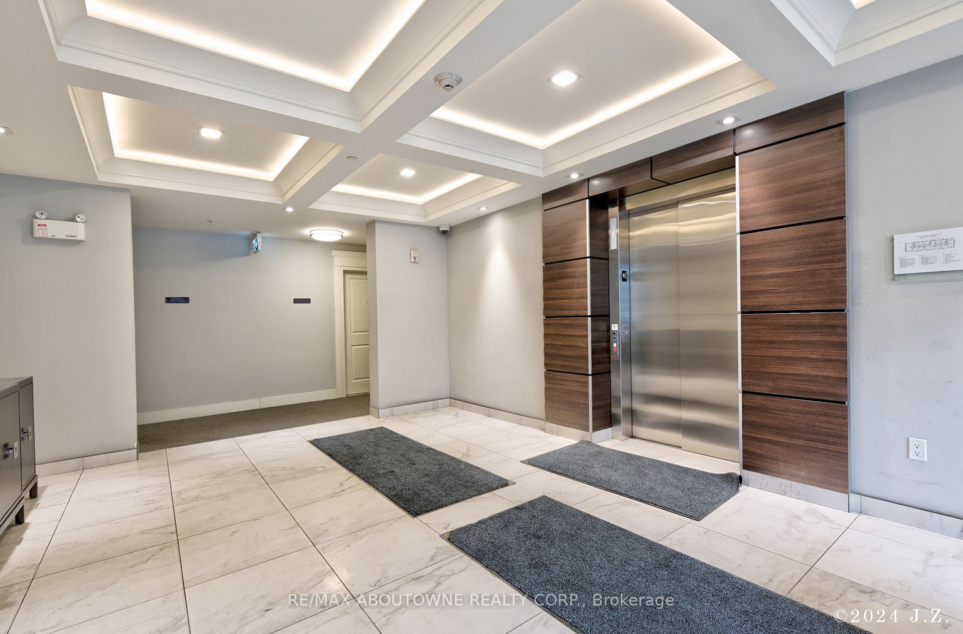 620 Sauve Street 203