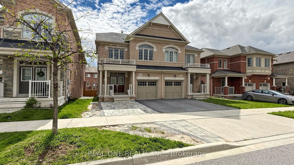 Photo of 488 George Ryan Avenue, Oakville, ON L6H 0S5 (MLS # W13082246)