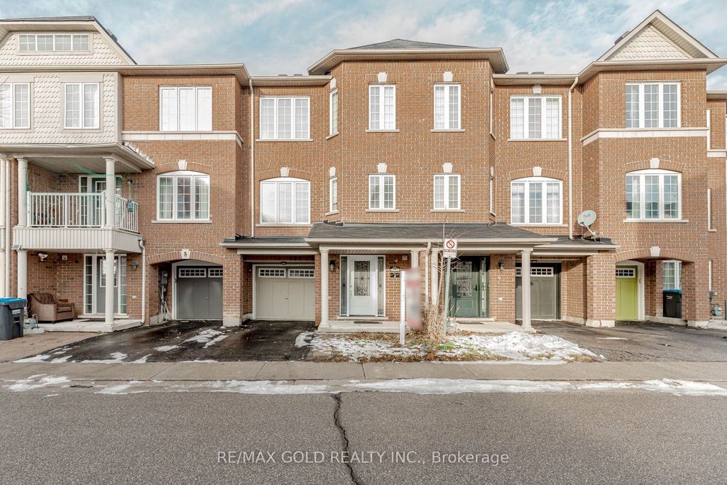 Photo of 6 October Place, Brampton, ON L6Y 0R6 (MLS # W12649406)