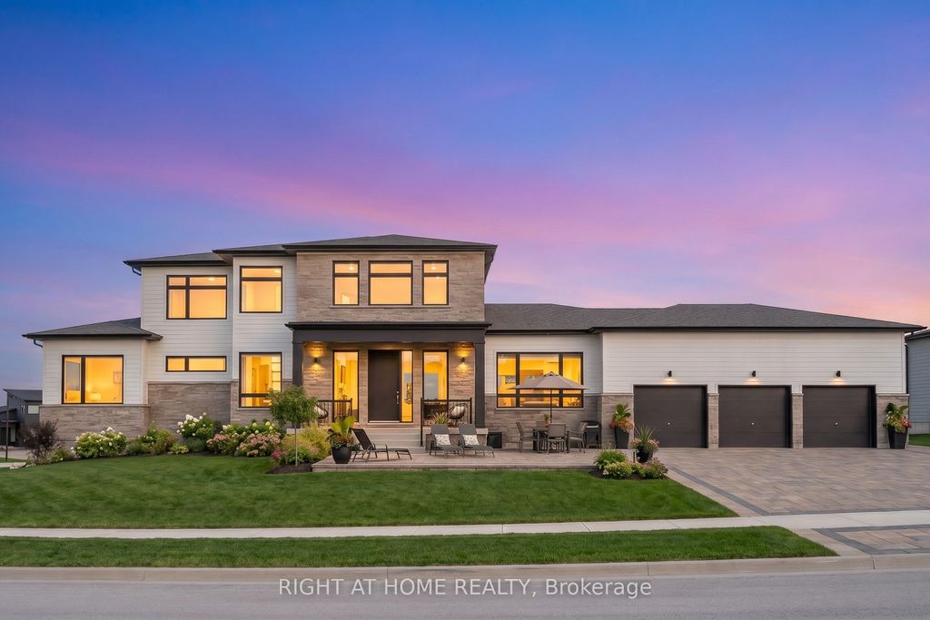 Photo of 110 Sladden Court, Blue Mountains, ON N0H 2P0 (MLS # X13041790)