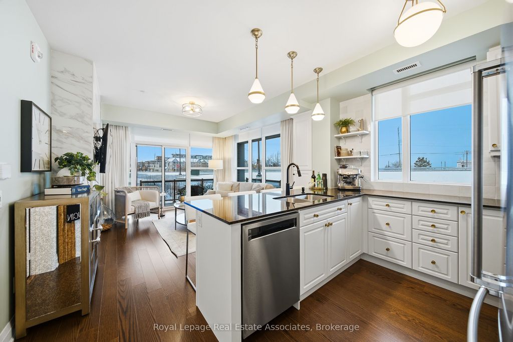 Photo of 16 Concord Place #112, Grimsby, ON L3M 0J1 (MLS # X12674918)