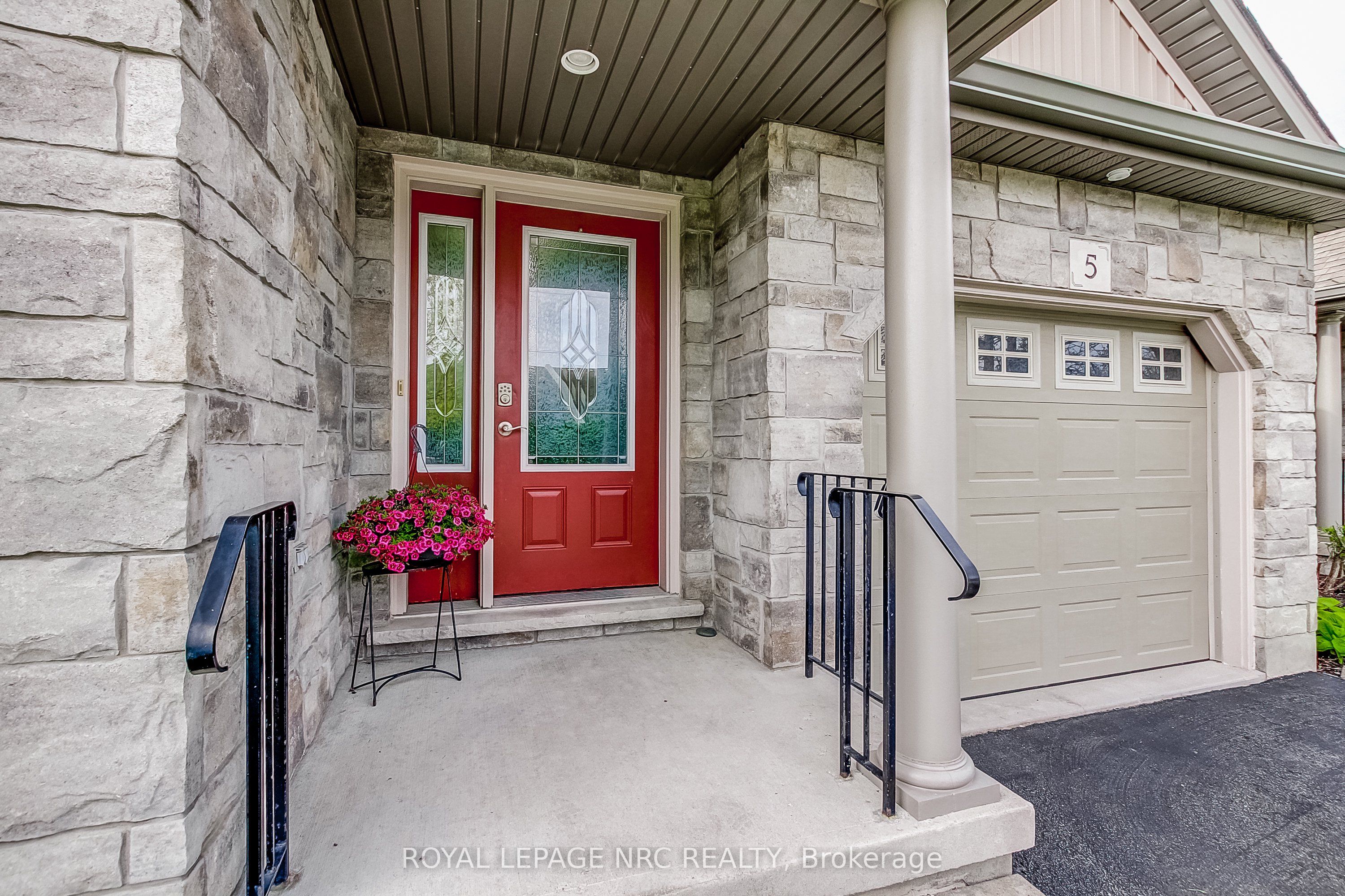 5 Rose Glen Crescent