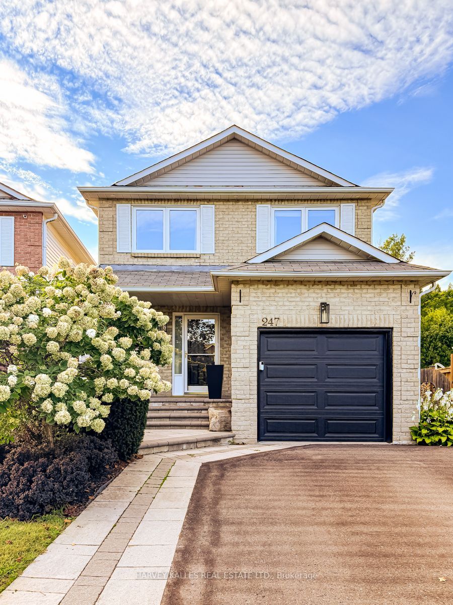 Photo of 247 Overbank Drive, Oshawa, ON L1J 7X1 (MLS # E13823794)