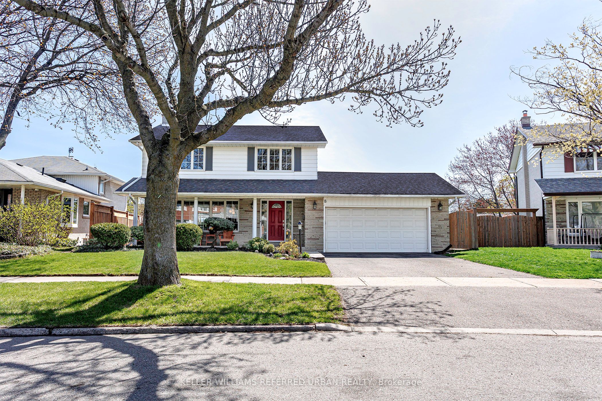 8 Markwood Crescent