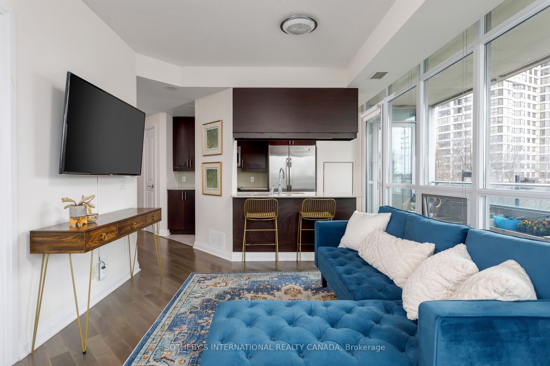 1055 Southdown Road 210