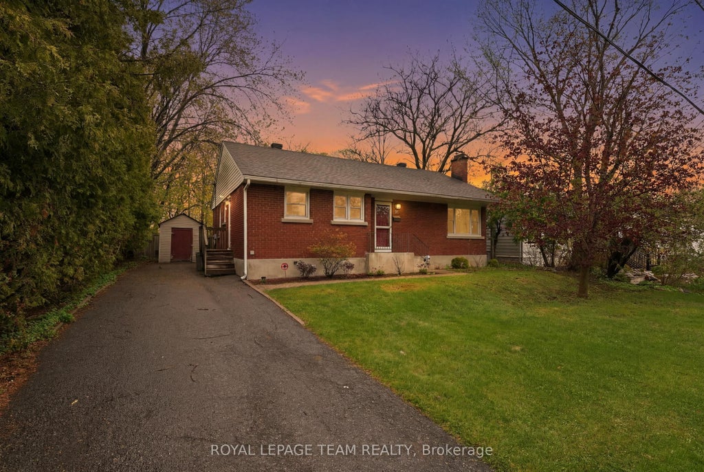 Photo of 49 Crownhill Street, Beacon Hill North - South and Area, ON K1J 7K5 (MLS # X13423038)