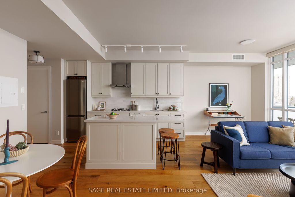 Photo of 36 Howard Park Avenue #707, Toronto, ON M6R 0A5 (MLS # W12989950)