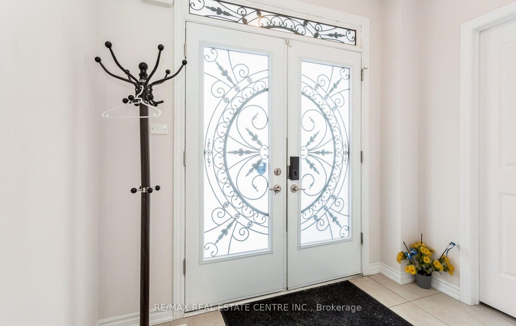 Photo of 49 Bucksaw Street, Brampton, ON L7A 4R3 (MLS # W13749410)