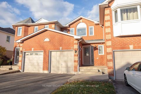 2350 Grand Ravine Drive 12 Oakville ON L6H 6E2
