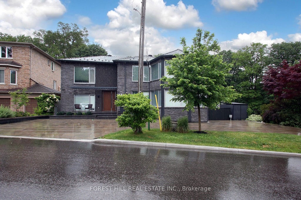 Photo of 1A Alder Road, Toronto, ON M4B 2Y2 (MLS # E13241582)
