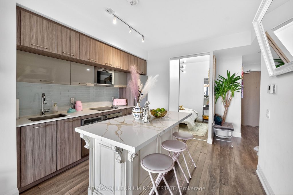 Photo of 4800 Highway 7 Road #713, Vaughan, ON L4L 1H8 (MLS # N13044562)