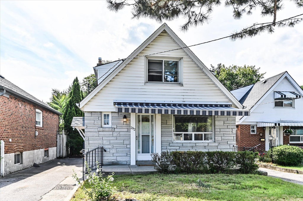 Photo of 292 Glebemount Avenue, Toronto, ON M4C 3V3 (MLS # E13813500)