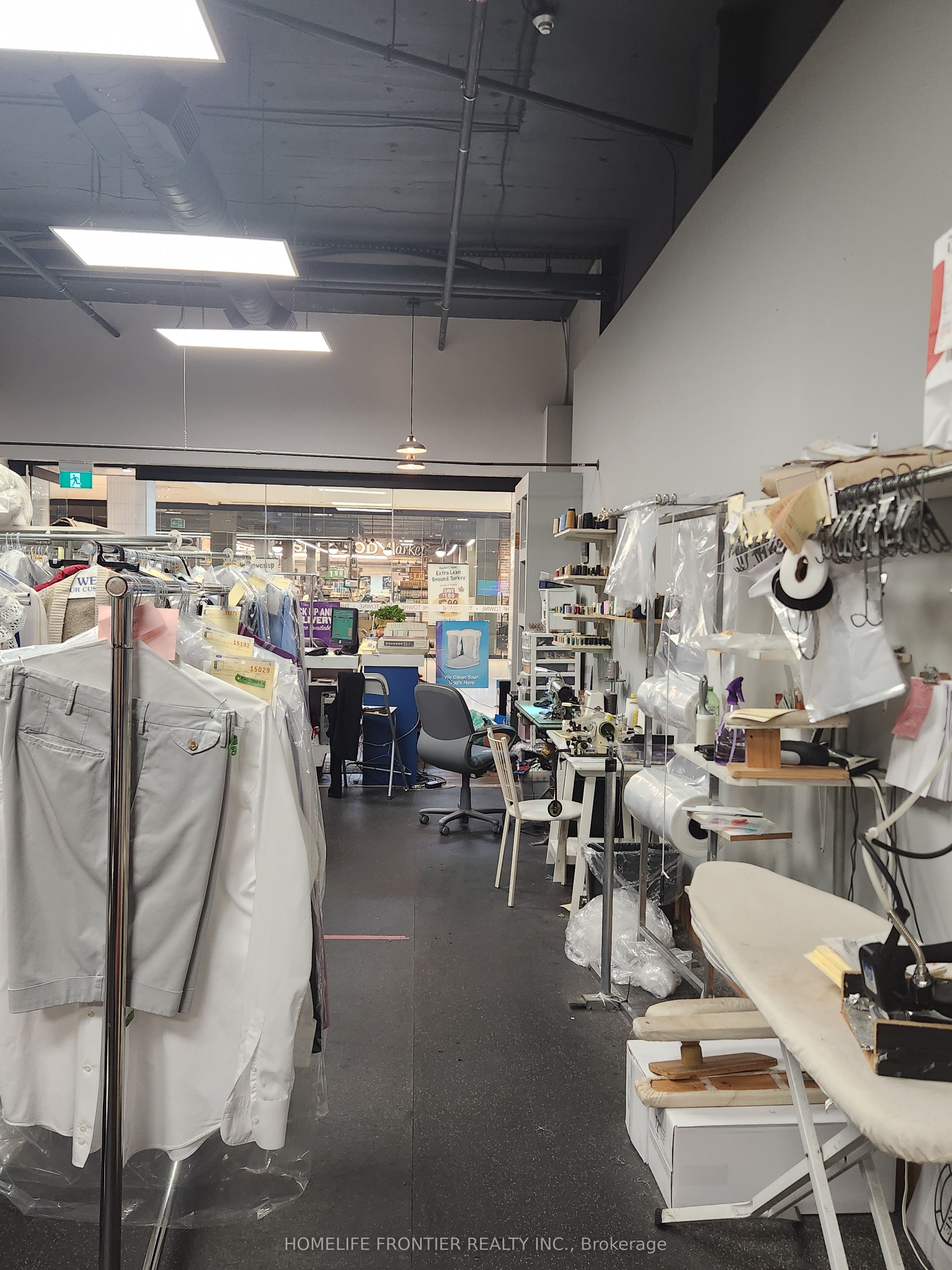 81 St Clair Avenue E