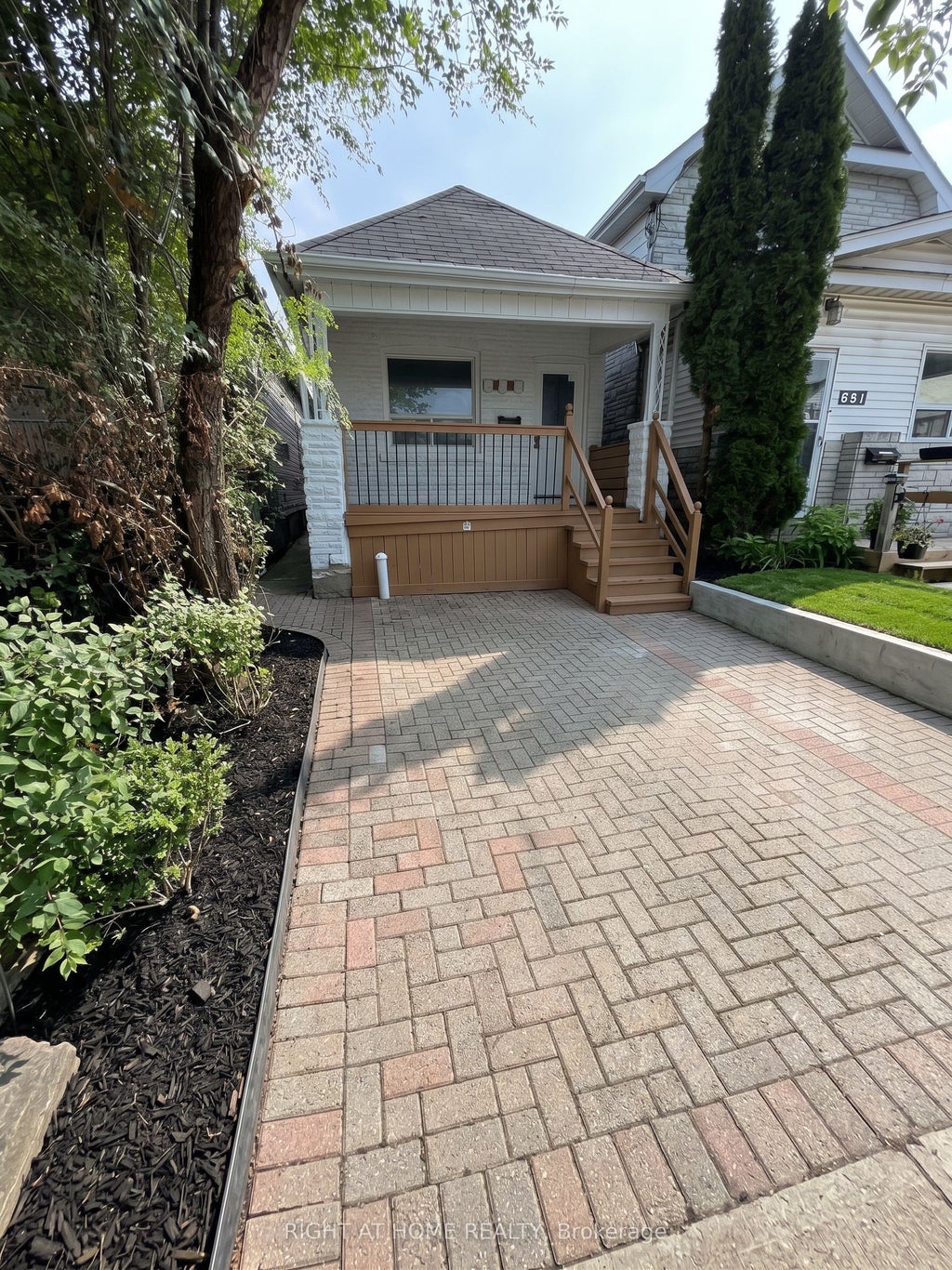 Photo of 683 Mortimer Avenue, Toronto, ON M4C 2K1 (MLS # E14032548)