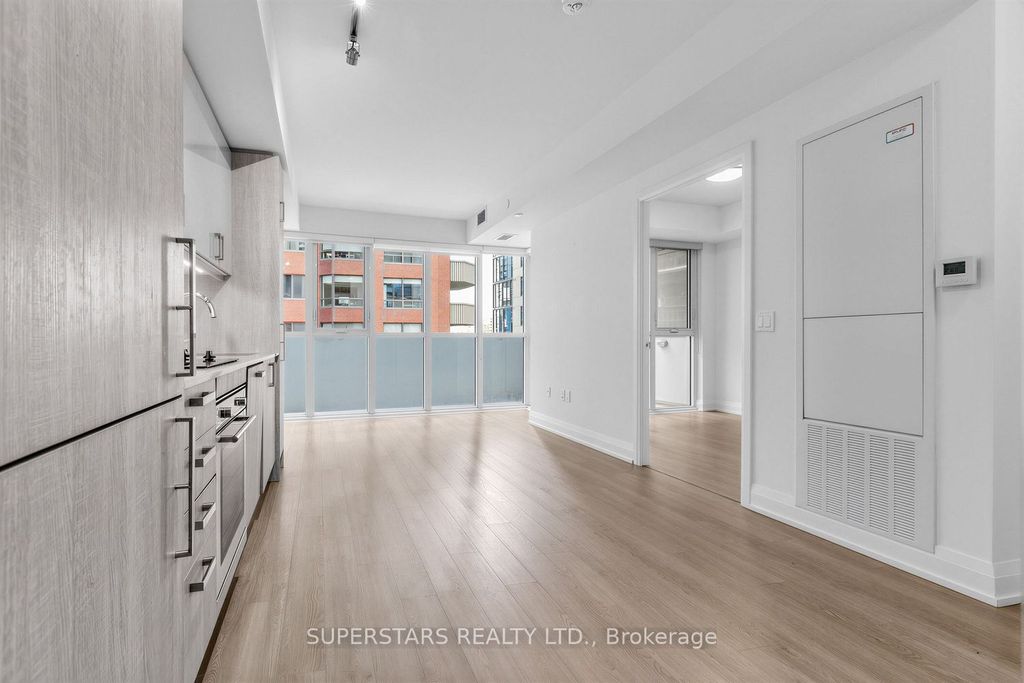 Photo of 77 Mutual Street #611, Toronto, ON M5B 6B9 (MLS # C13214906)