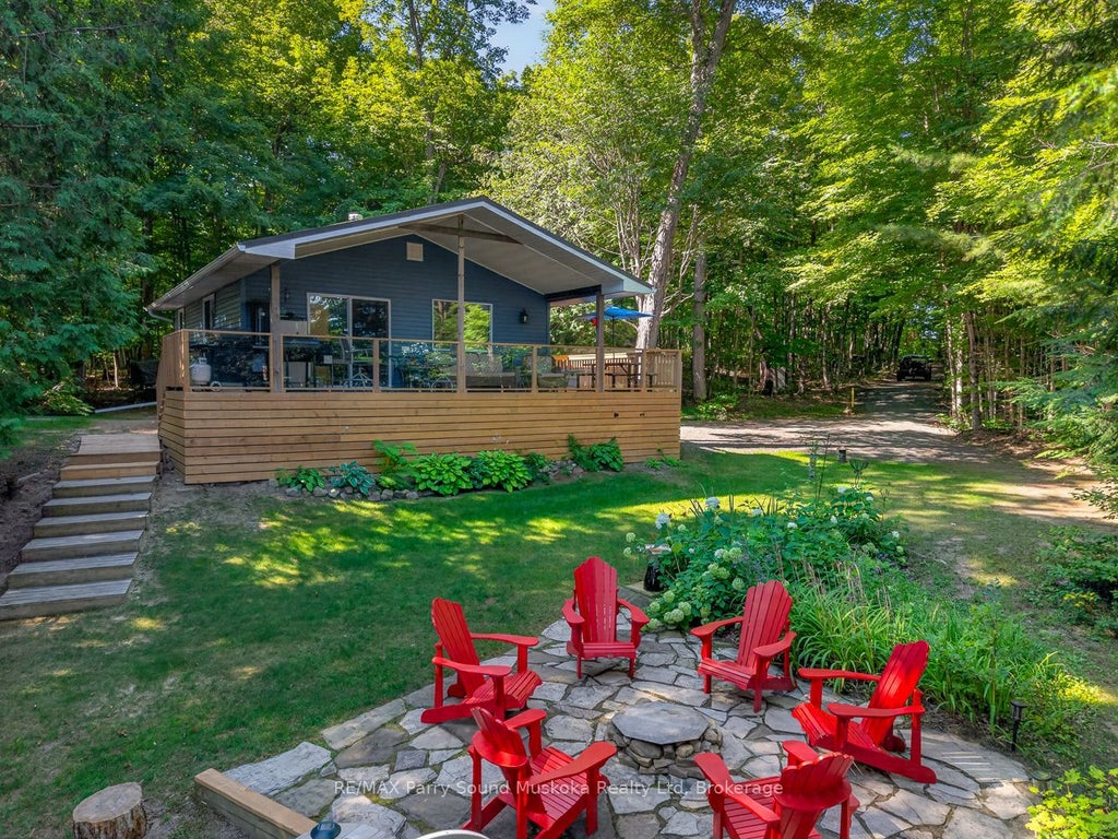 Photo of 12 Silver Birch Circle, McKellar, ON P2A 0B5 (MLS # X13683862)